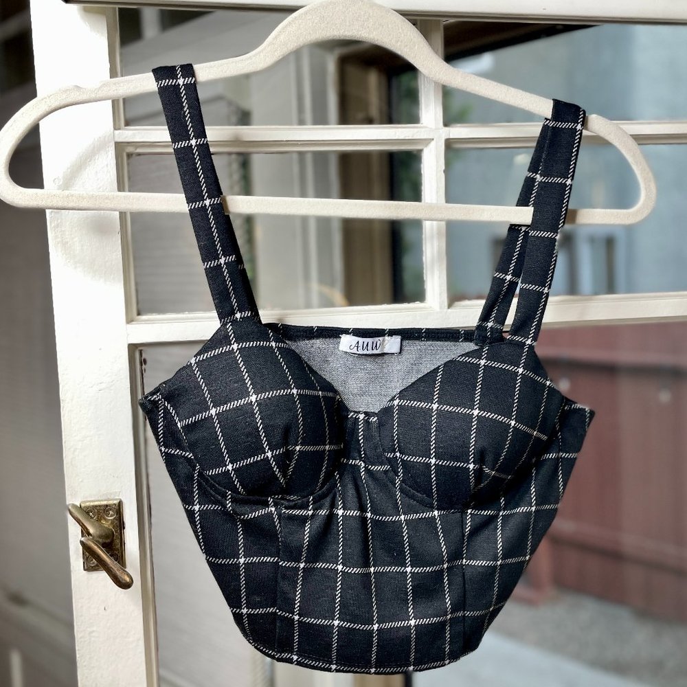AUW Black and White Plaid Crop Top Size Small/Medium